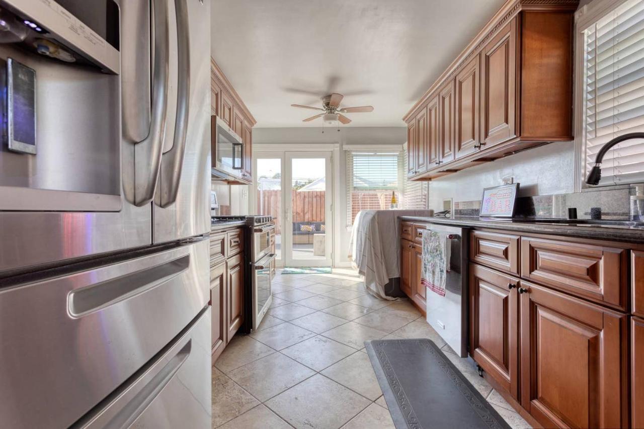 New Belmont Shore Retreat With Free Parking Walk To Beaches Long Beach Bagian luar foto