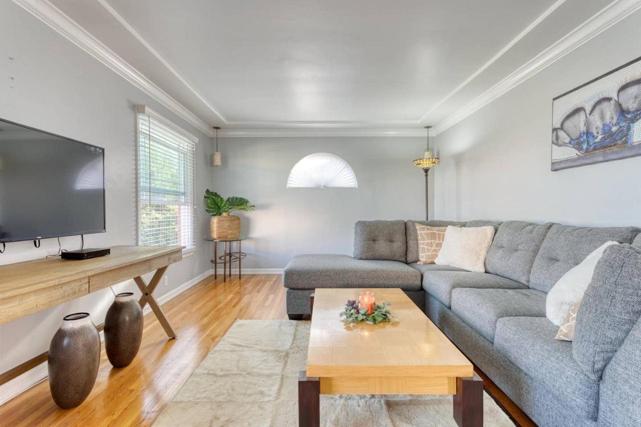 New Belmont Shore Retreat With Free Parking Walk To Beaches Long Beach Bagian luar foto